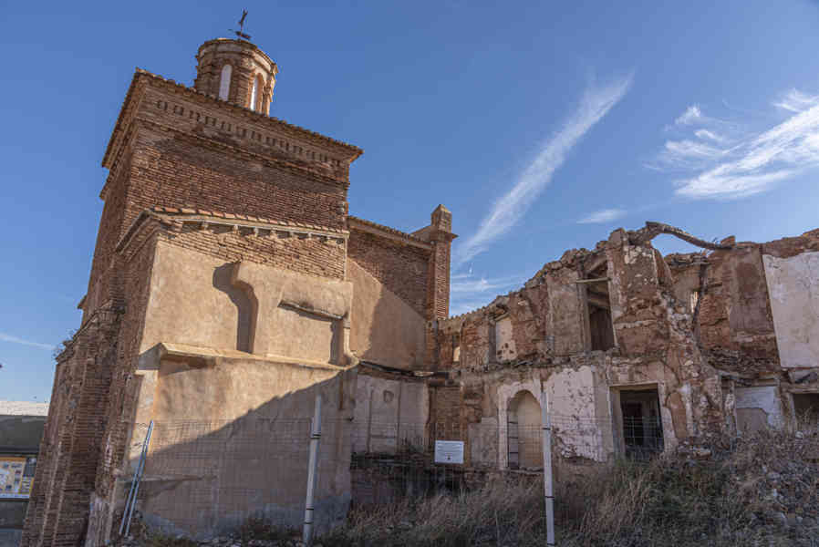 Zaragoza - Belchite 02 - Pueblo Viejo - Arco de la Villa.jpg